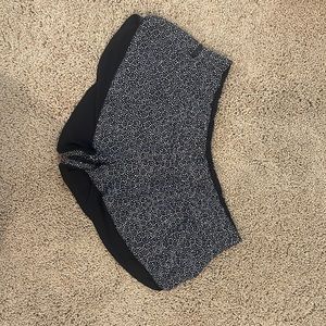 LULULEMON REVERSIBLE BOARD SHORT